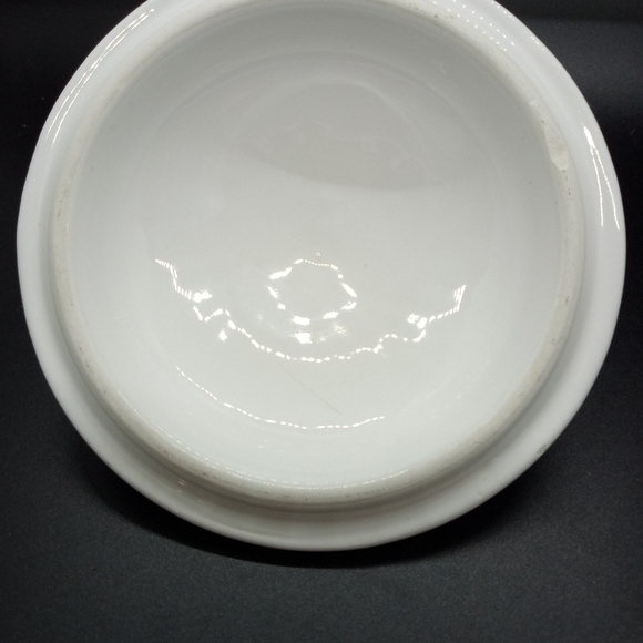 White Candy Dish w/Bird on lid. By Horchow in Italy - Picture 5 of 8
